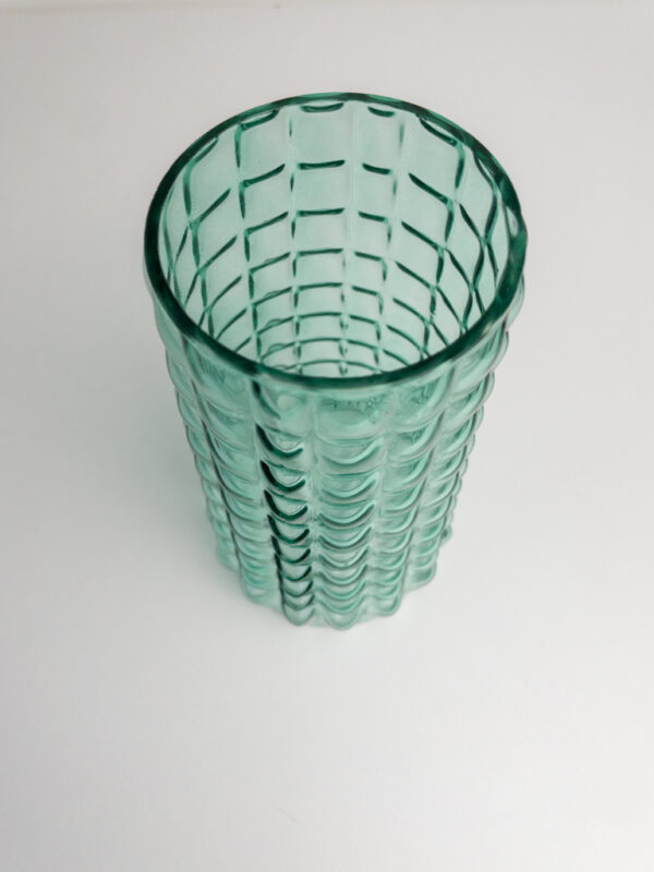 Groen geschubde vaas van glas